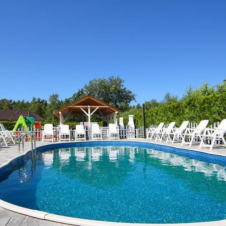 Osrodek Wypoczynkowy Slonce Bobolin Hotel Dabki Bagian luar foto