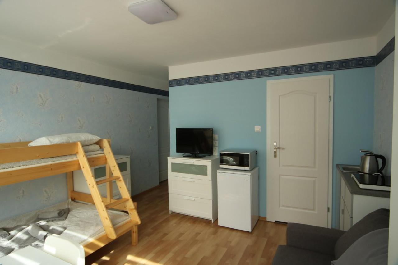 Osrodek Wypoczynkowy Slonce Bobolin Hotel Dabki Bagian luar foto